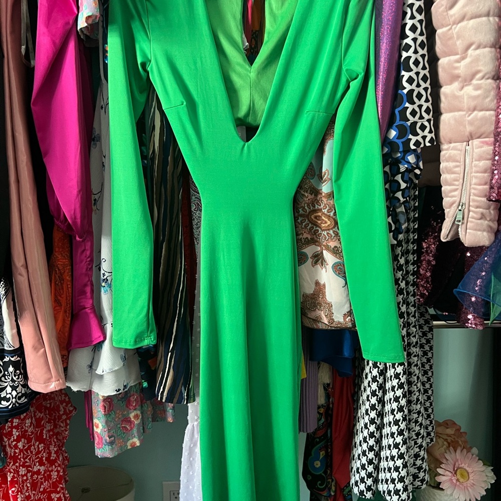 Fashion Nova Green Bodycon Dress Long Sleeve Plunge